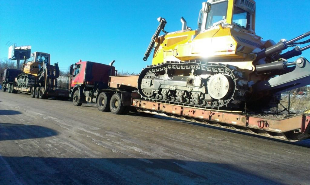 перевозка бульдозера Liebherr