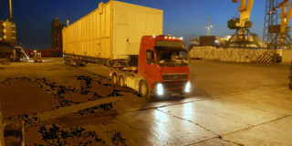 Транспортировка морского контейнера